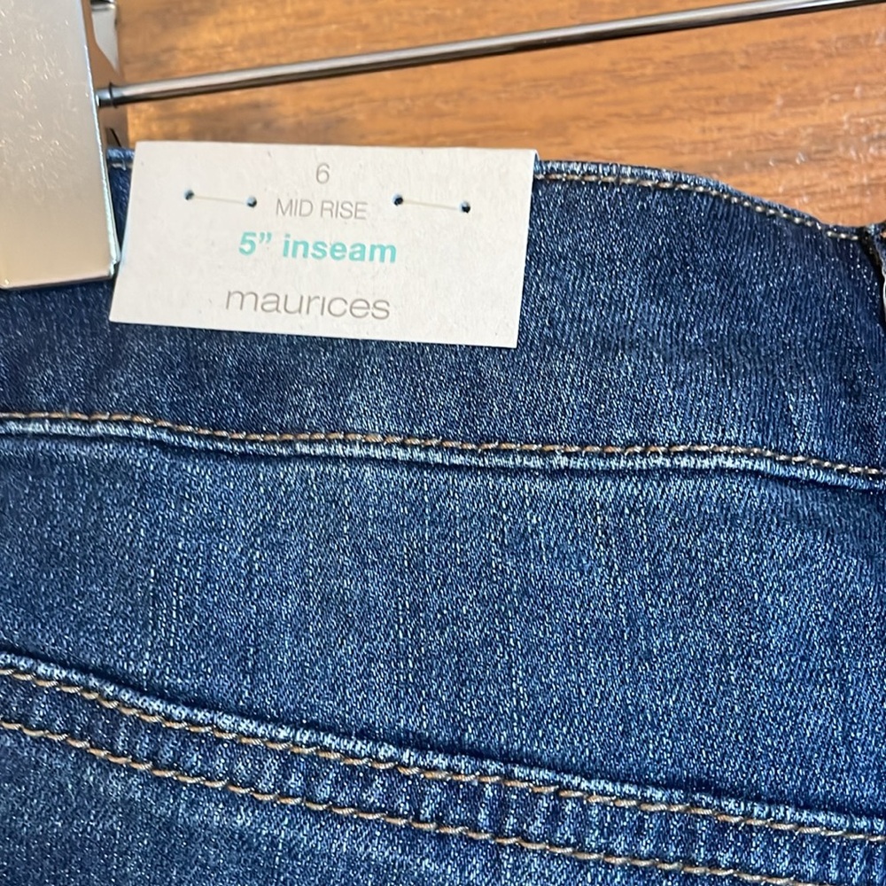 Maurice’s shorts - Picture 3 of 3